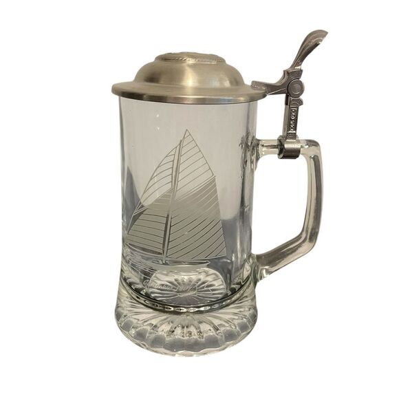 Vintage Old Spice Alwe Etched Glass Tankard with Pewter Lid Sailboat Columbia - Picture 1 of 5
